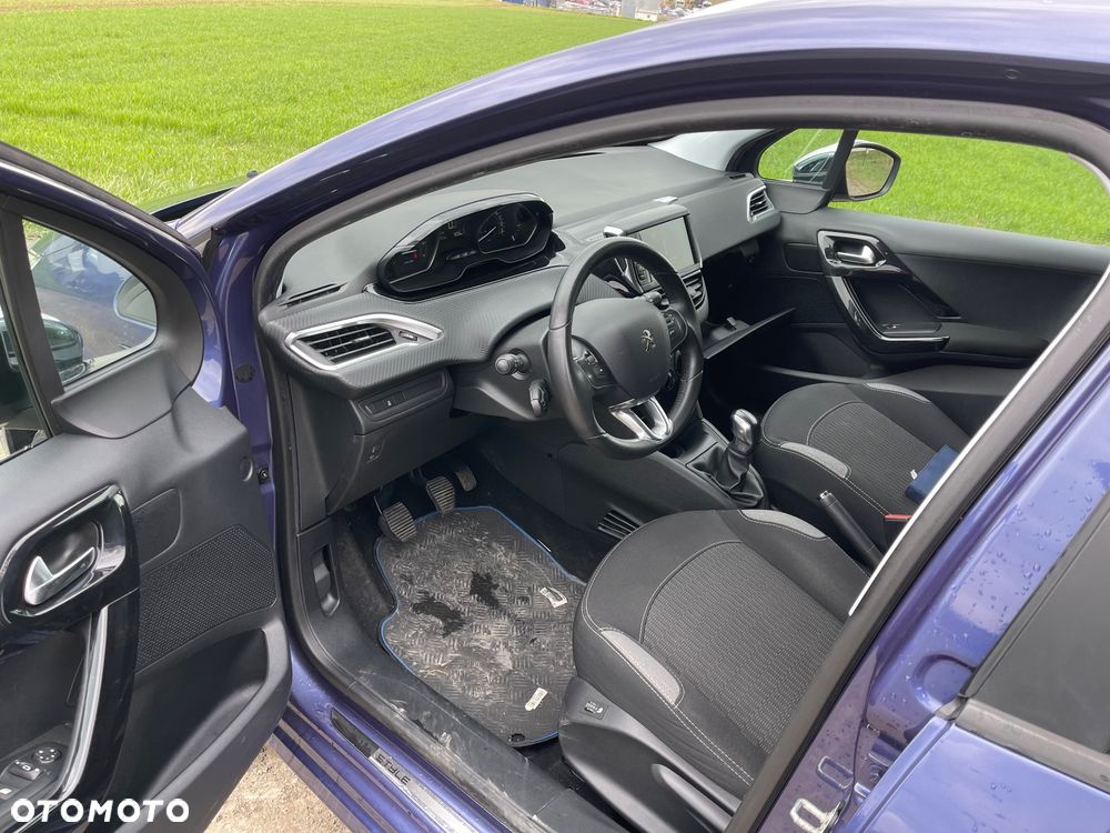 Peugeot 208 82 PureTech Style - 9