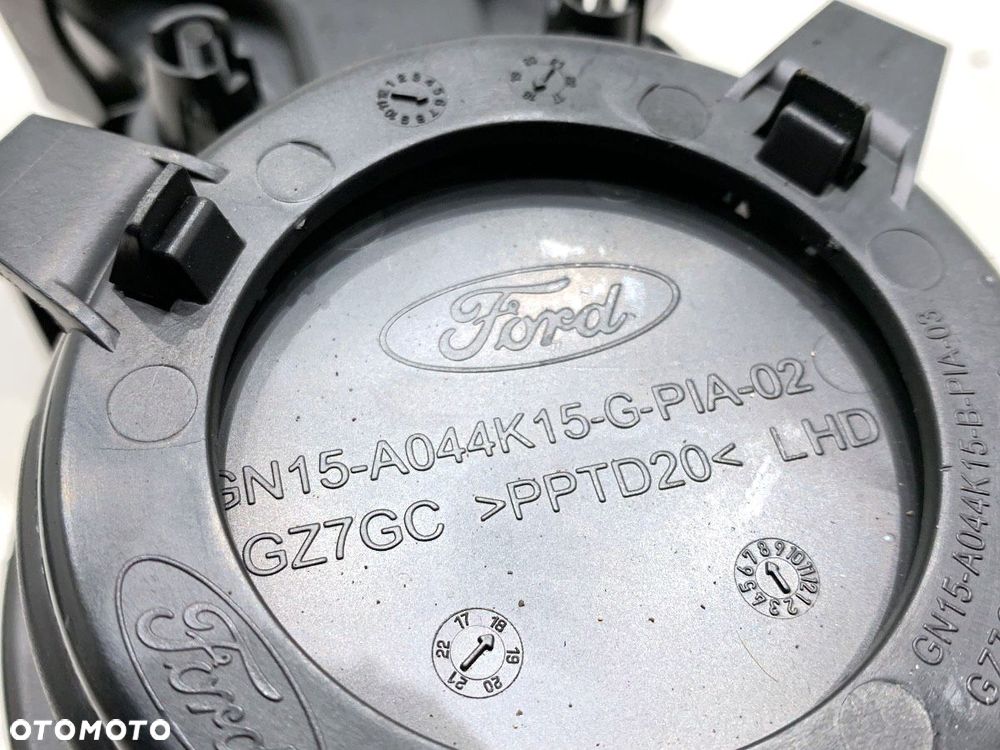 UCHWYT NA NAPOJE  FORD ECOSPORT 2011 - 2022 1.0 EcoBoost 92 kW [125 KM] benzyna 2013 - 2022 - 5