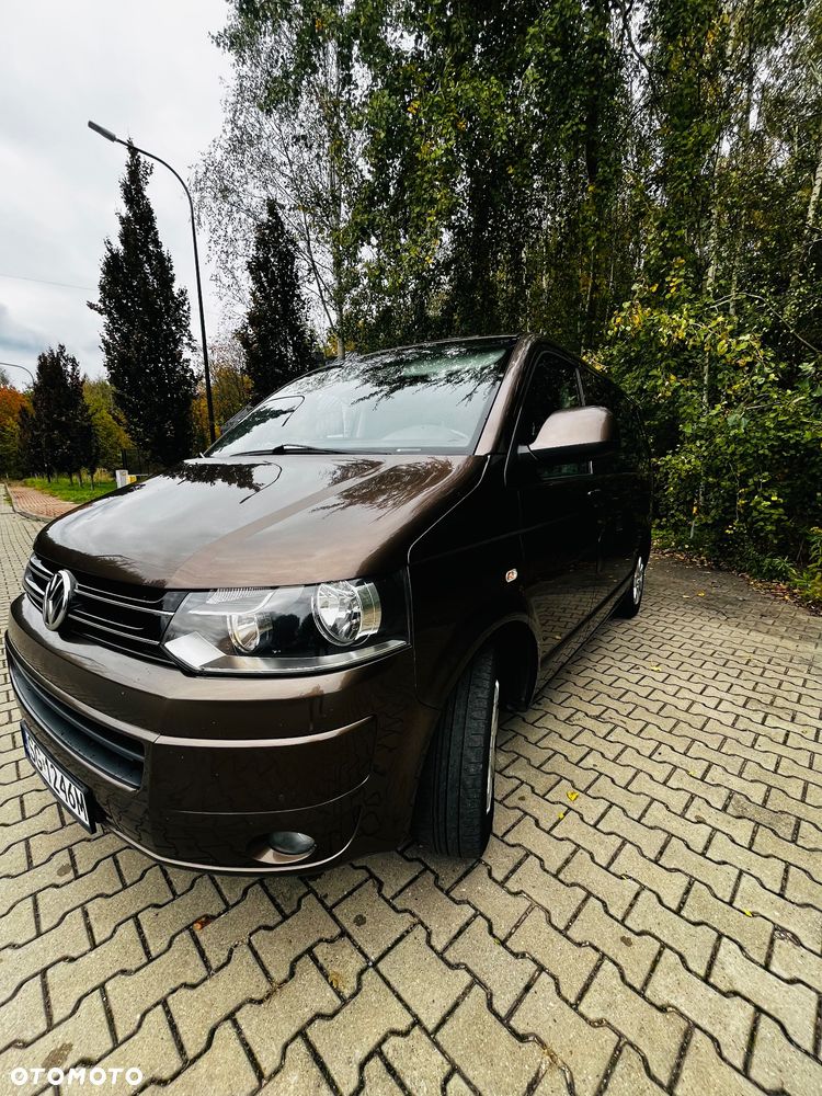 Volkswagen Multivan - 5