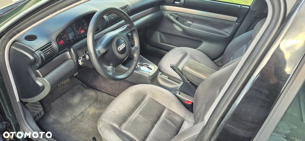 Audi A4 Limousine - 22