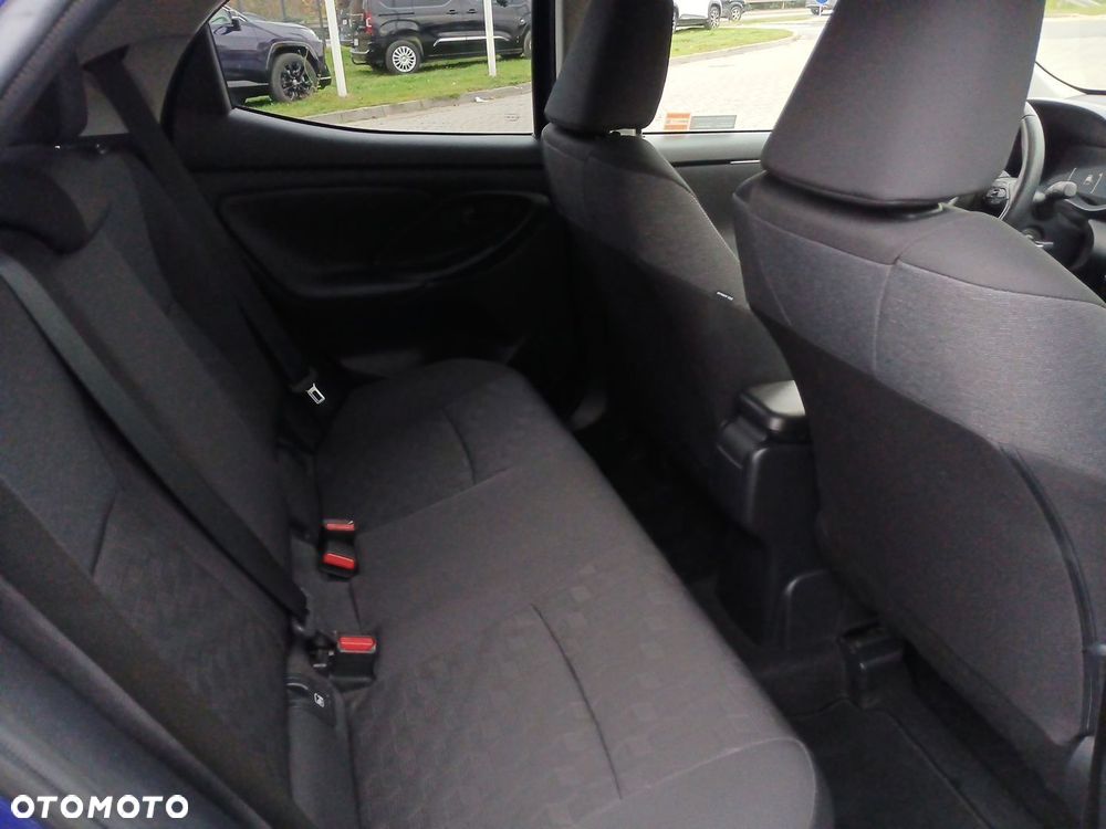 Toyota Yaris Hybrid 1.5 Style - 10
