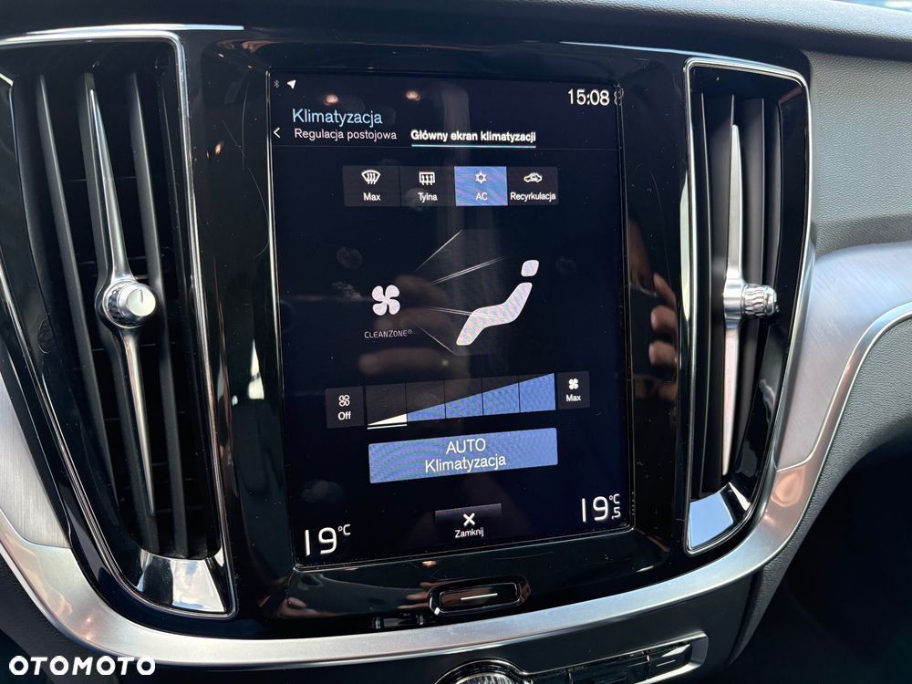 Volvo V60 D3 Momentum Pro - 22