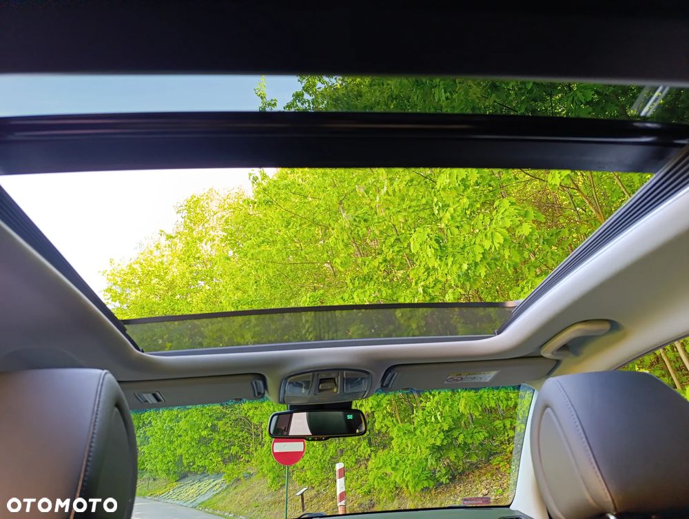 Hyundai Tucson 2.0 CRDI Premium 4WD - 28