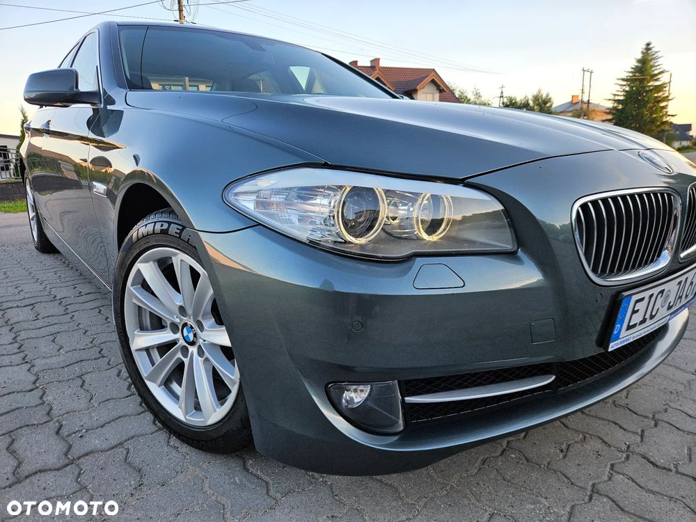 BMW Seria 5 520d Special Edition - 4