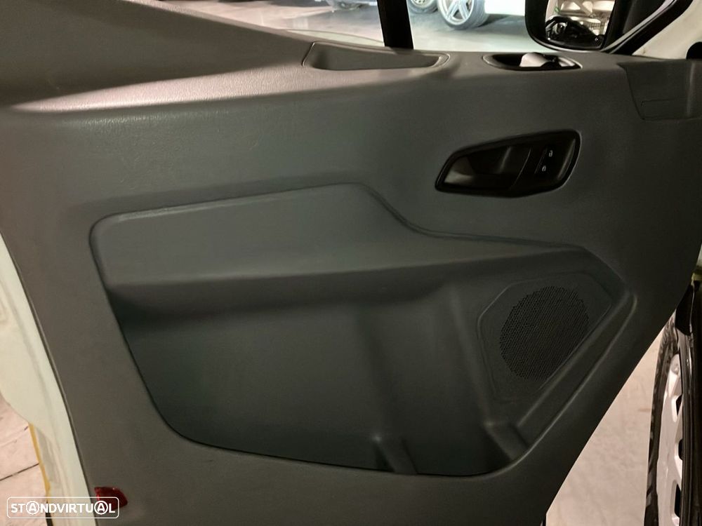 Ford Transit - 18