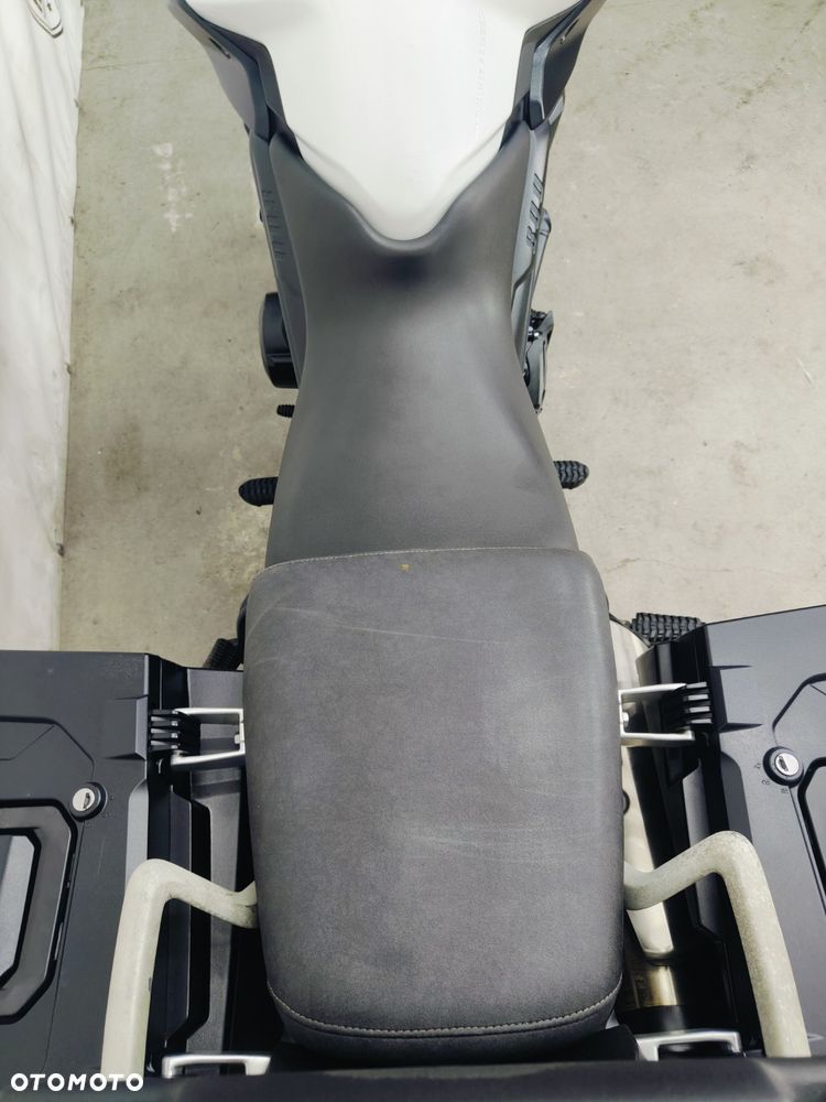 Triumph Tiger - 12