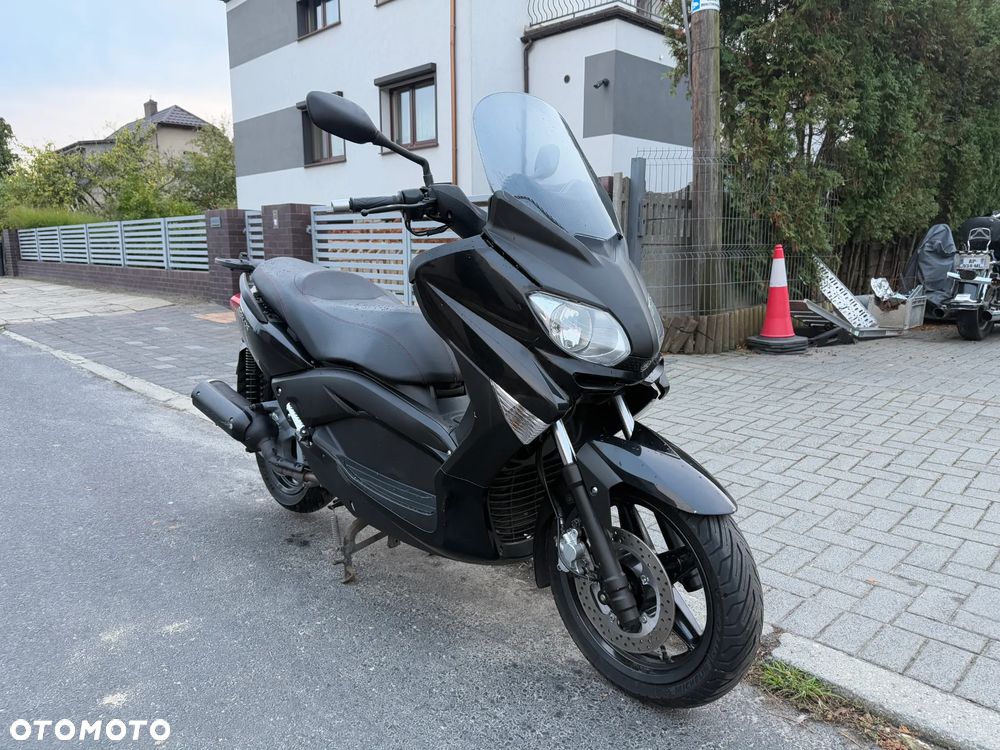 Yamaha X-max