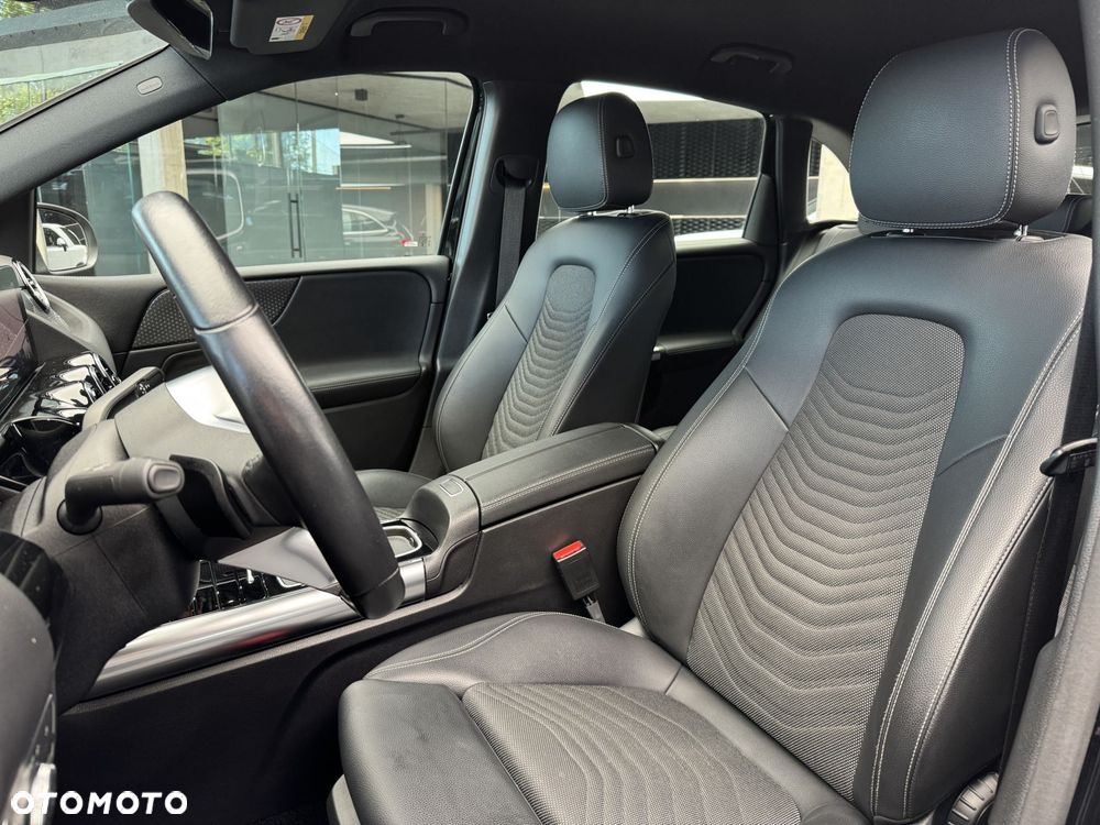 Mercedes-Benz Klasa B 220 d Progressive 8G-DCT - 12
