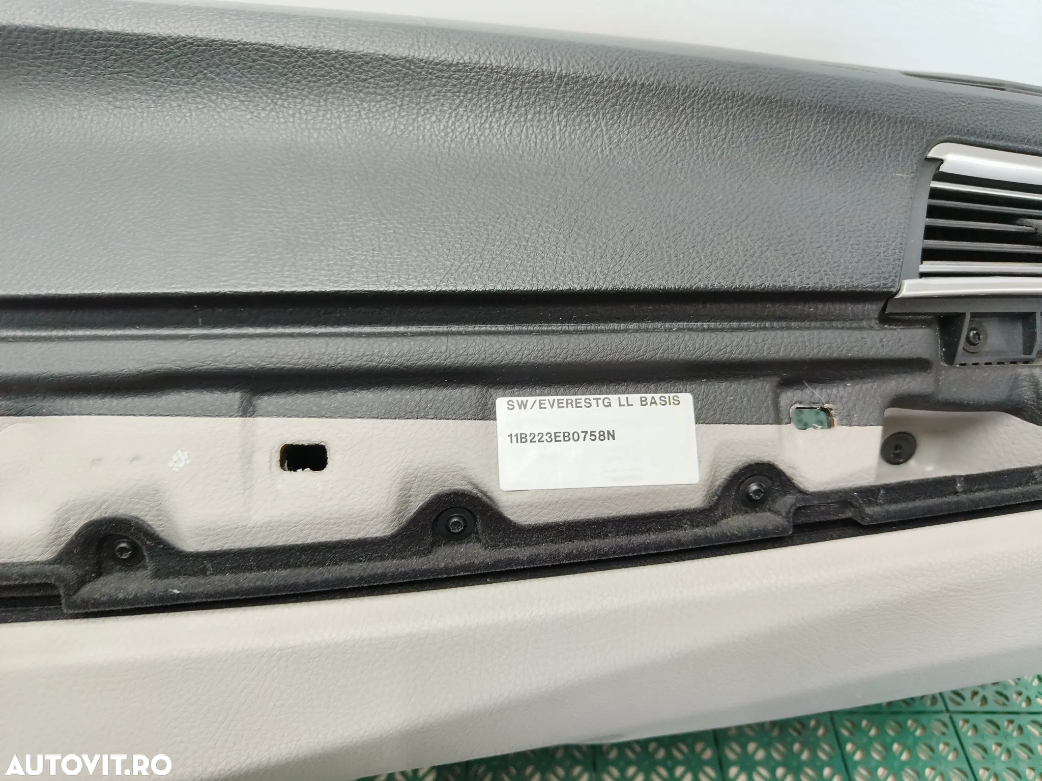 Plansa bord BMW F10/11 cu airbag pasager - 2