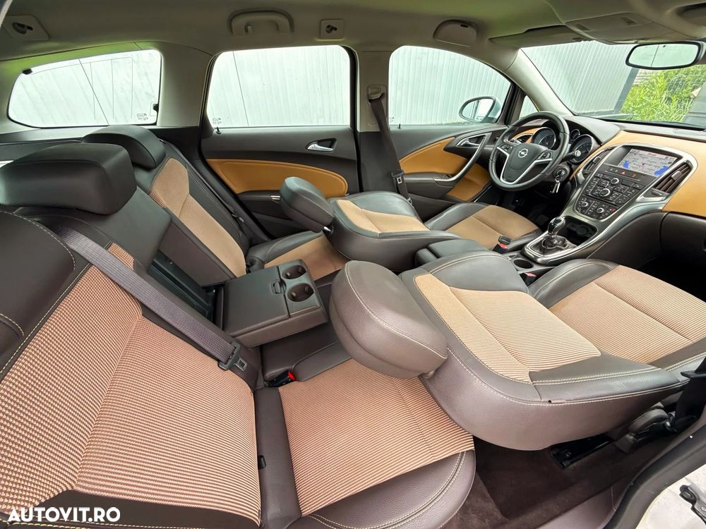 Opel Astra - 25