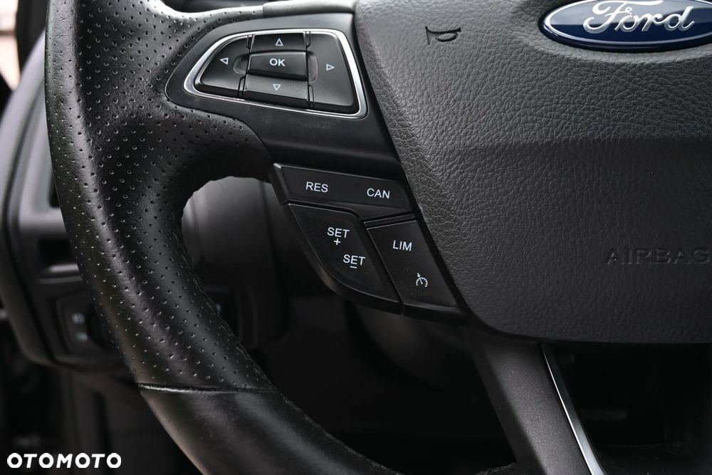 Ford Focus 1.5 EcoBoost ST-Line - 34