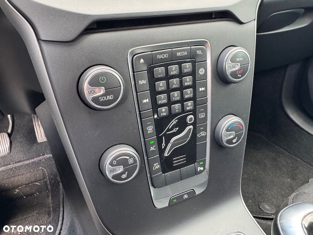 Volvo V40 - 15