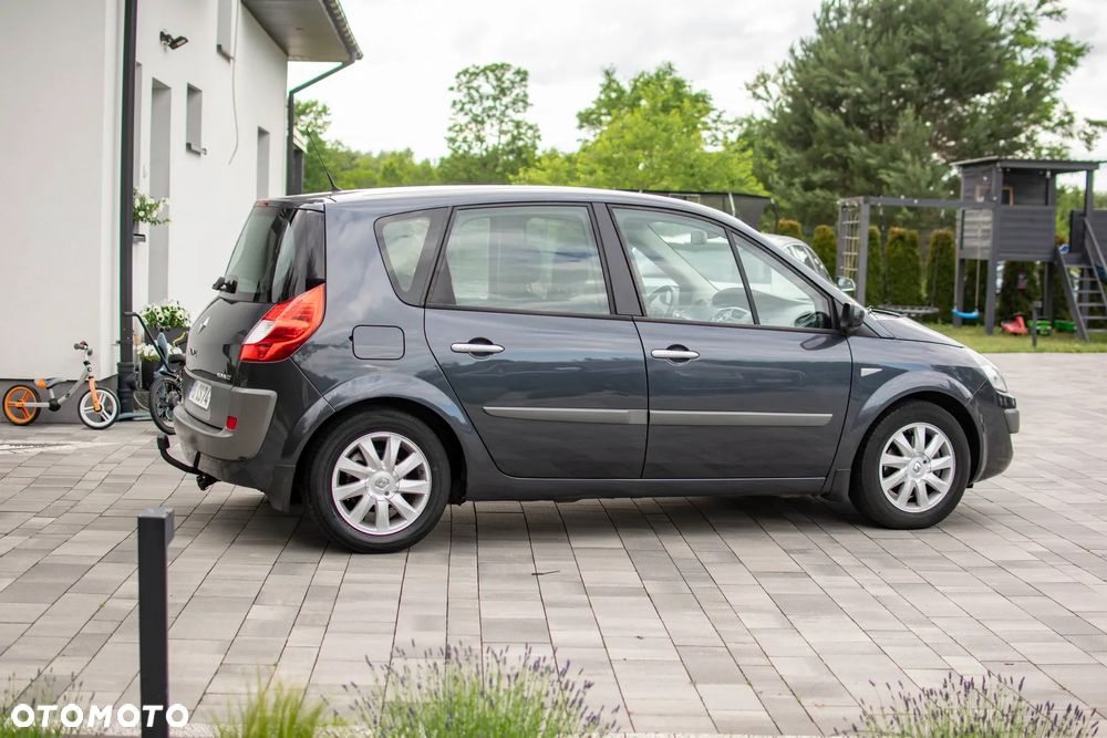 Renault Scenic - 13