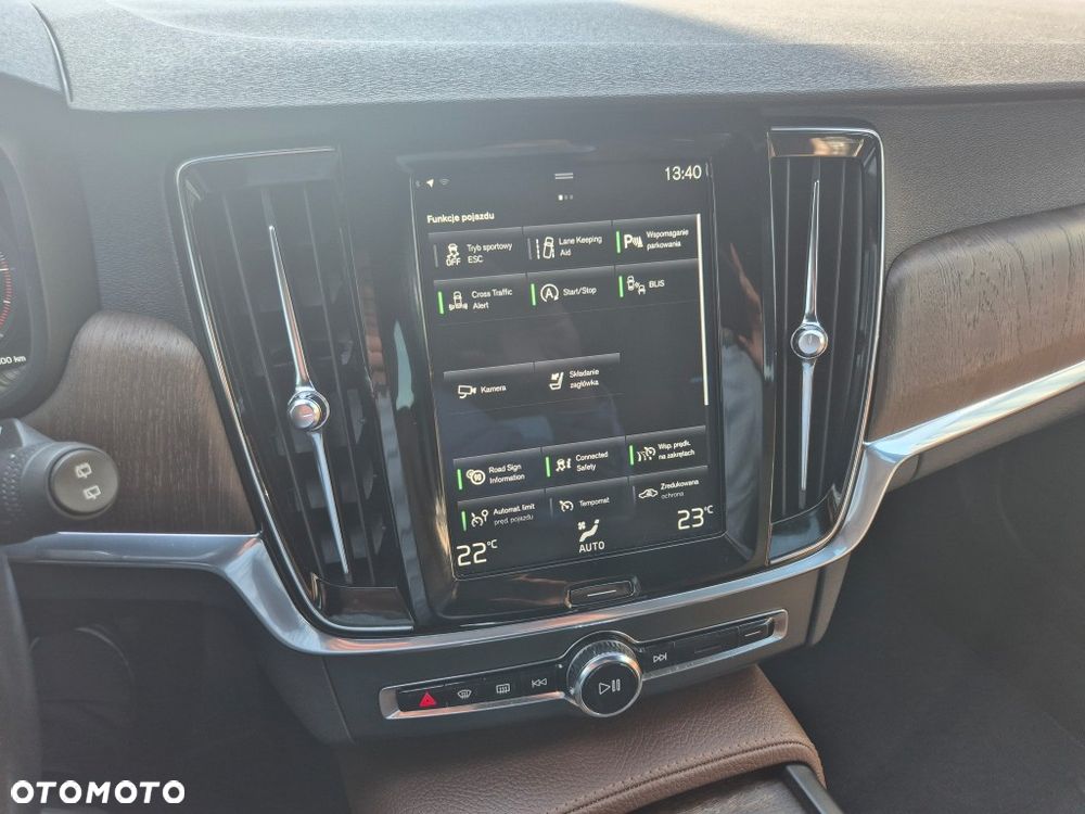 Volvo V90 Cross Country D5 AWD Pro - 16