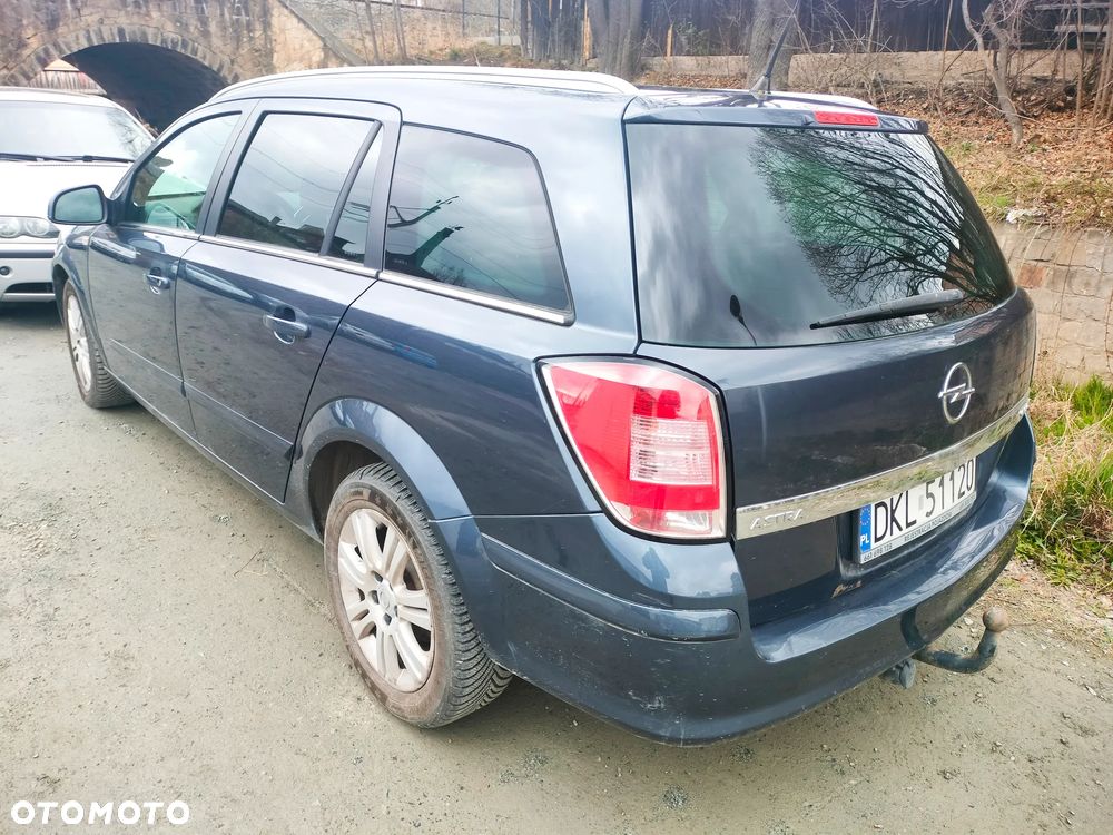 Opel Astra 1.7 CDTI Cosmo - 2