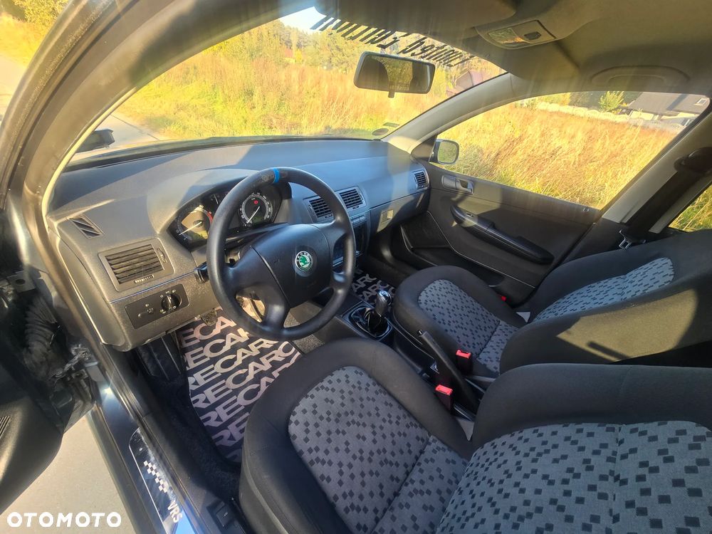 Skoda Fabia - 15