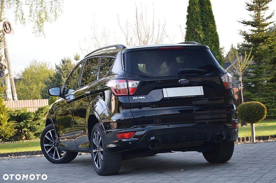 Ford Kuga 1.5 EcoBoost 2x4 ST-Line - 13