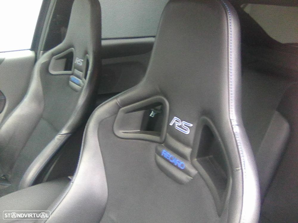 Ford Focus 2.5 T RS - 22