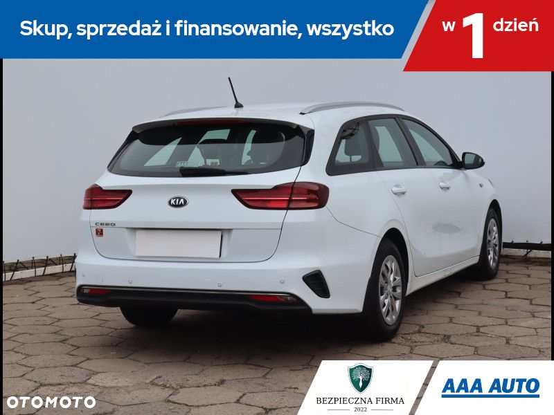 Kia Ceed - 6