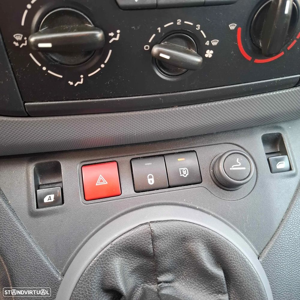 Peugeot Partner 1.6 HDI 3Lugres - 13