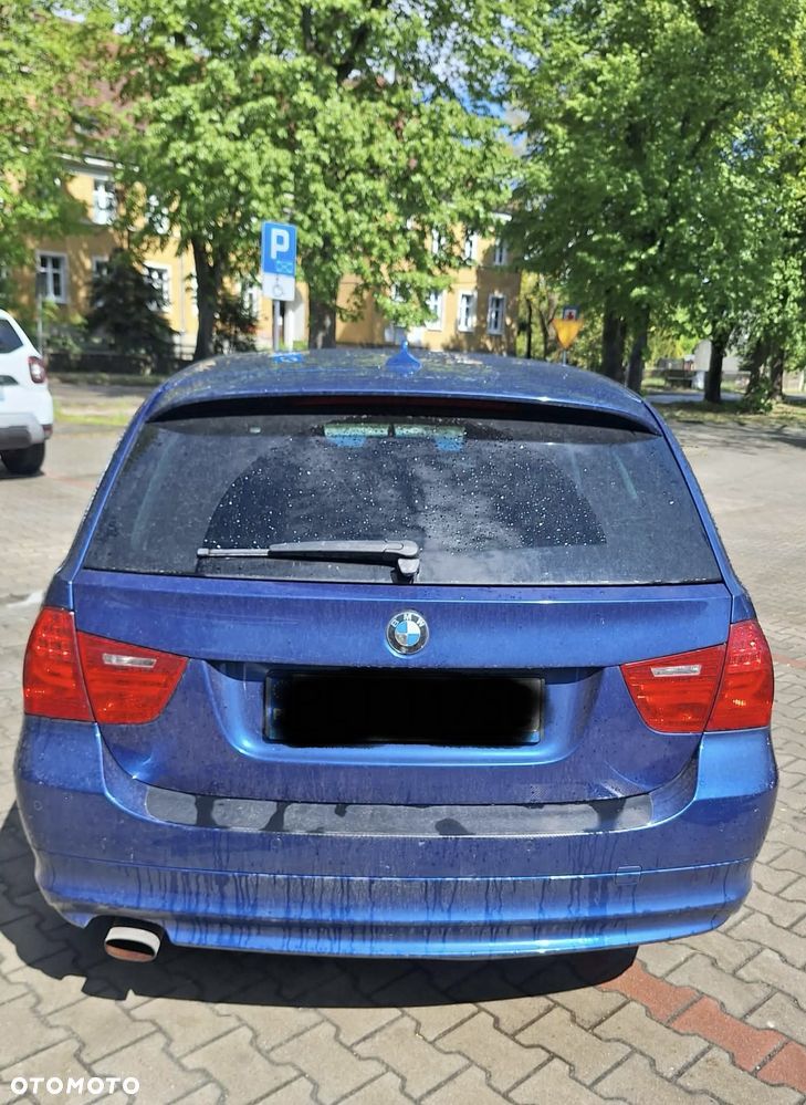 BMW Seria 3 318i Edition Exclusive - 3