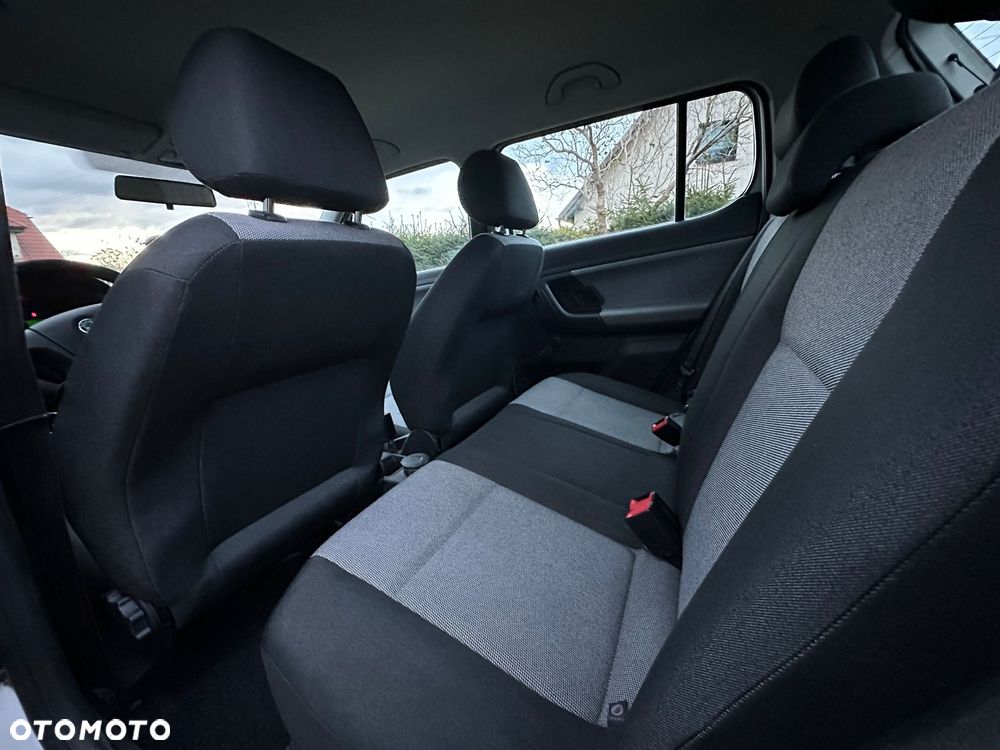 Skoda Fabia 1.2 HTP - 19