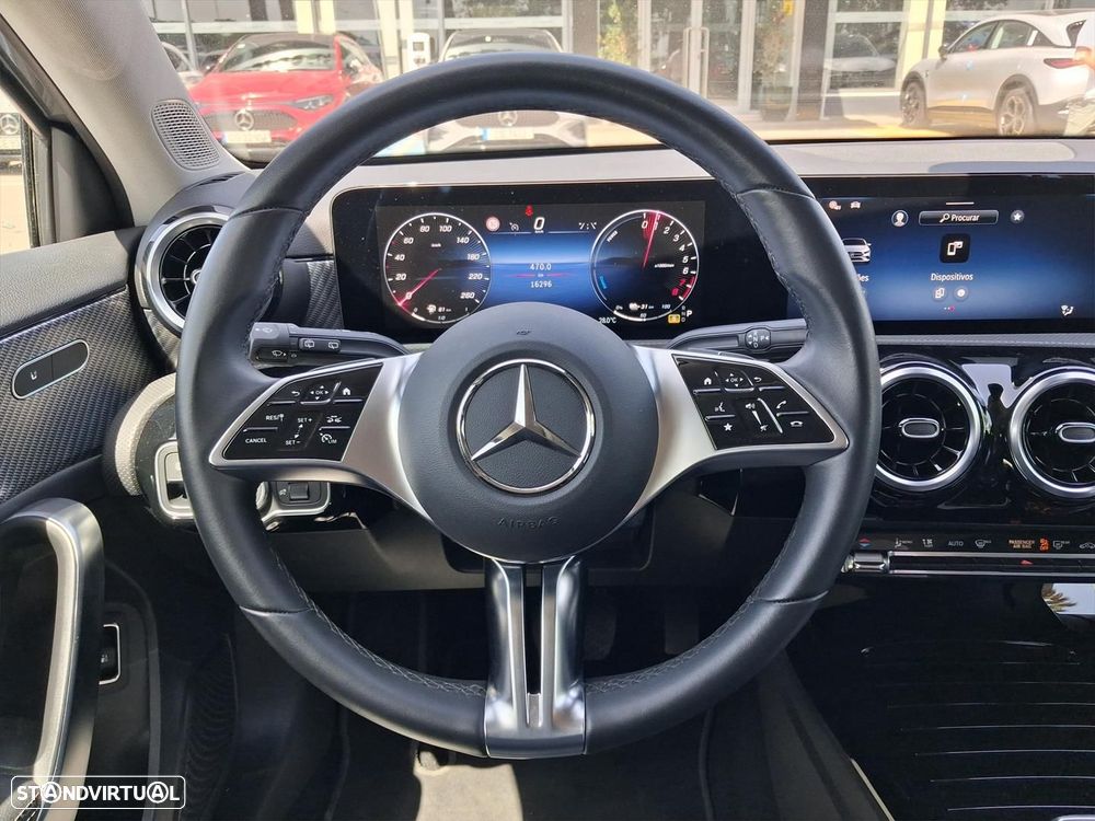 Mercedes-Benz A 250 e - 22