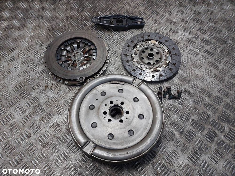 KOŁO DWUMASOWE + TARCZA + DOCISK + ŁOŻYSKO OPOROWE SEAT LEON II 1.9 TDI - 6