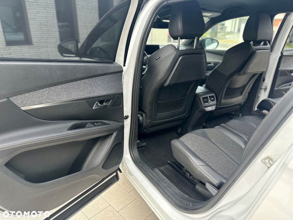 Peugeot 5008 2.0 BlueHDi GT Pack S&S EAT8 - 17