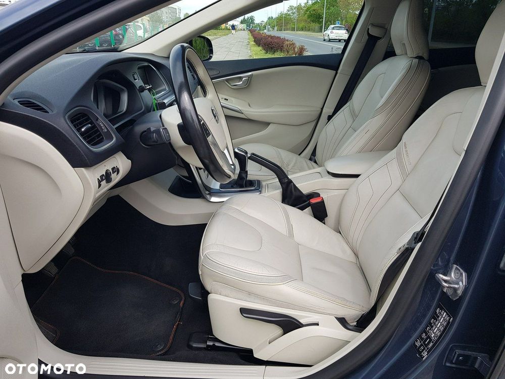 Volvo V40 D3 Ocean Race - 9