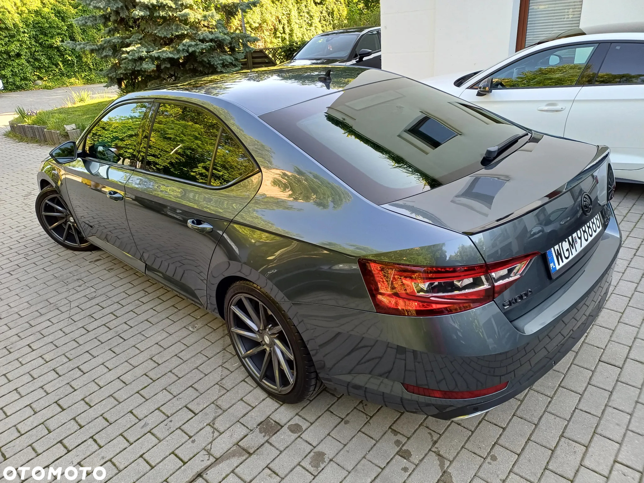 Skoda Superb 2.0 TSI Sportline DSG - 3