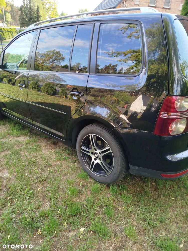 Volkswagen Touran 1.9 TDI Trendline - 3