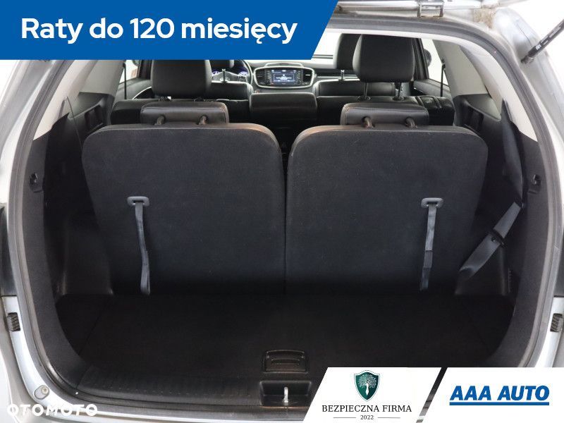 Kia Sorento - 16