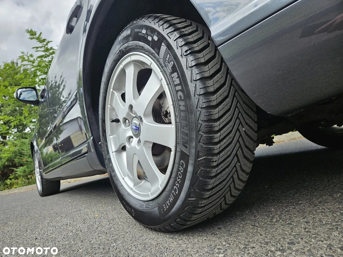 Volvo V50 2.0 Momentum - 14