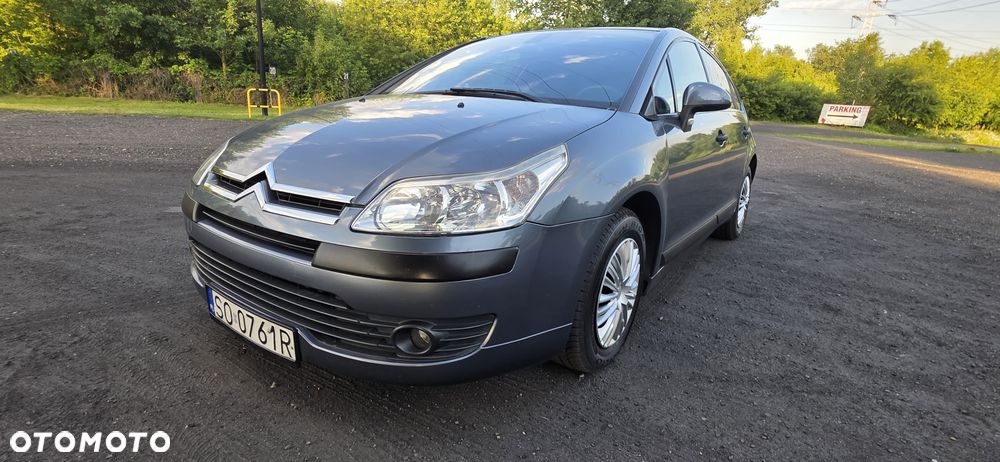 Citroën C4 1.4 16V Magic - 28
