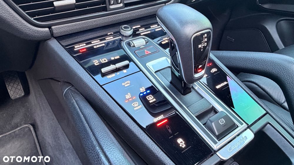 Porsche Cayenne - 20