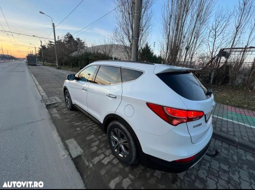 Hyundai Santa Fe - 3