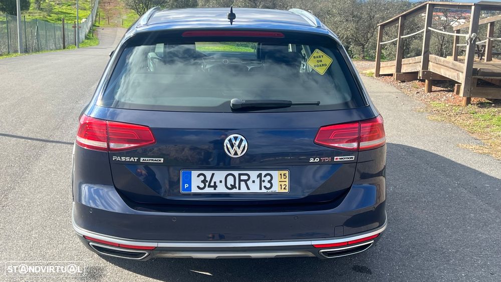 VW Passat Alltrack 2.0 TDi DSG 4Motion - 3