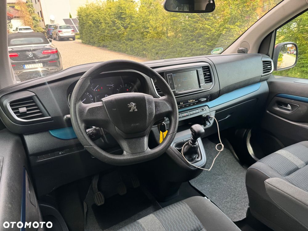 Peugeot Traveller 2.0 BlueHDi Compact Active - 23