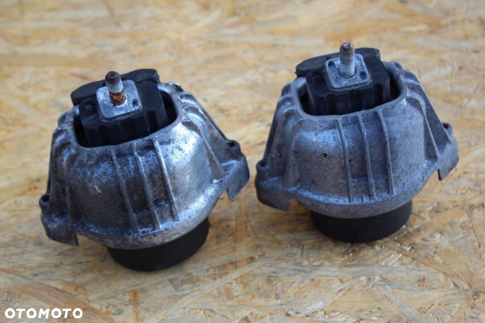 Poduszki silnika BMW e90 e91 e92 e93 139811 - 1