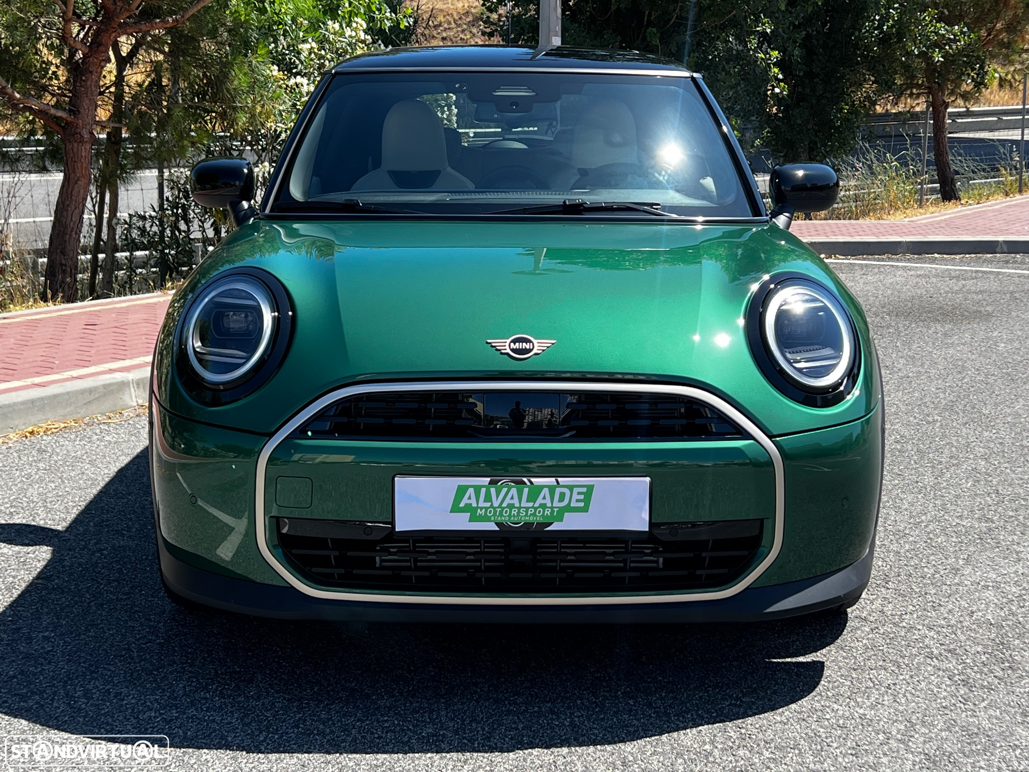 MINI 3 Portas Cooper C Favoured M - 4