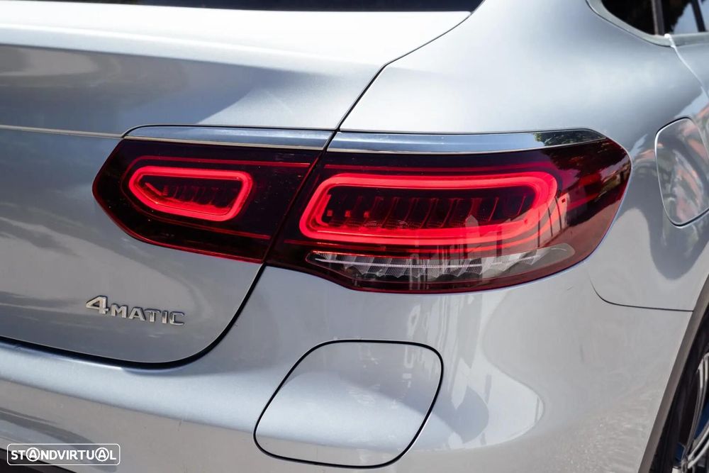 Mercedes-Benz GLC 300 e Coupe 4Matic - 50