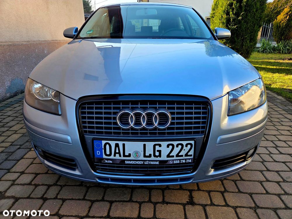 Audi A3 3-drzwiowe 1.6 Attraction - 5