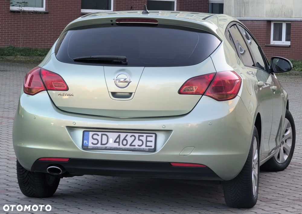 Opel Astra 1.4 T Active - 23