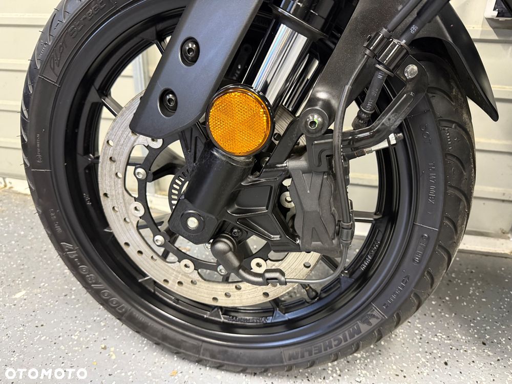 Yamaha MT - 16