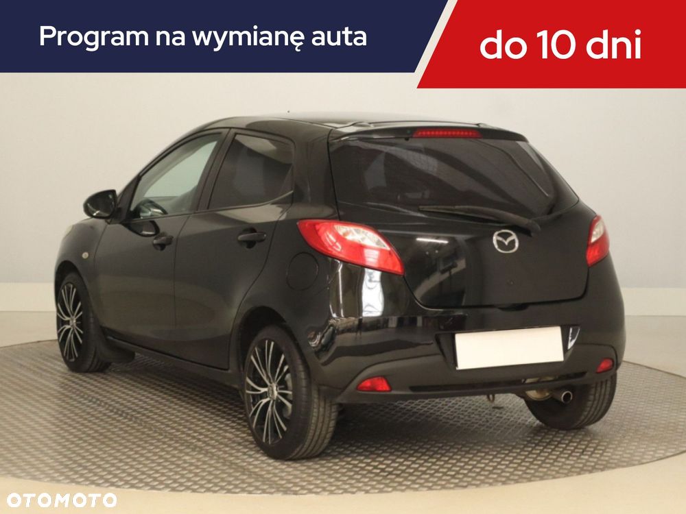 Mazda 2 - 6