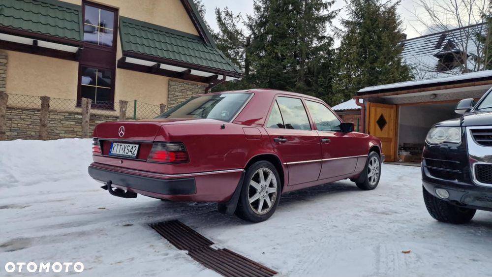 Mercedes-Benz W124 (1984-1993) - 19