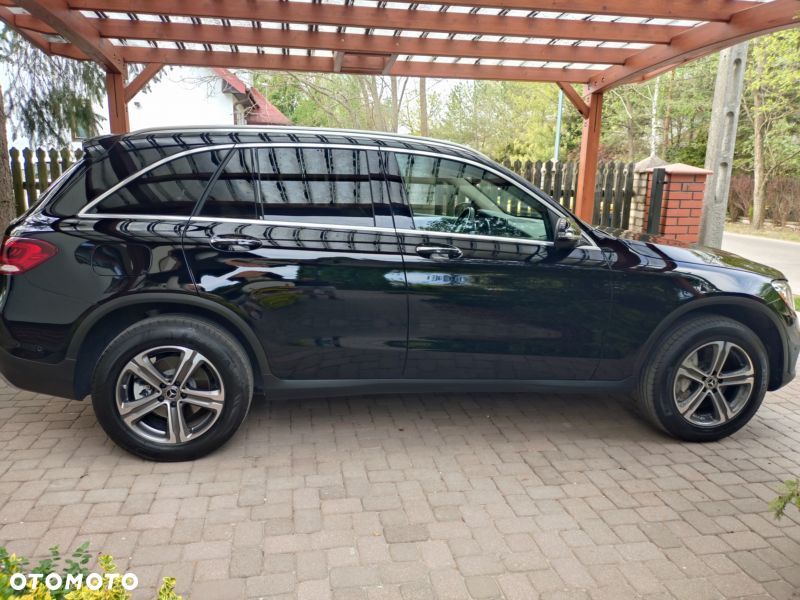 Mercedes-Benz GLC 300 4Matic 9G-TRONIC - 2