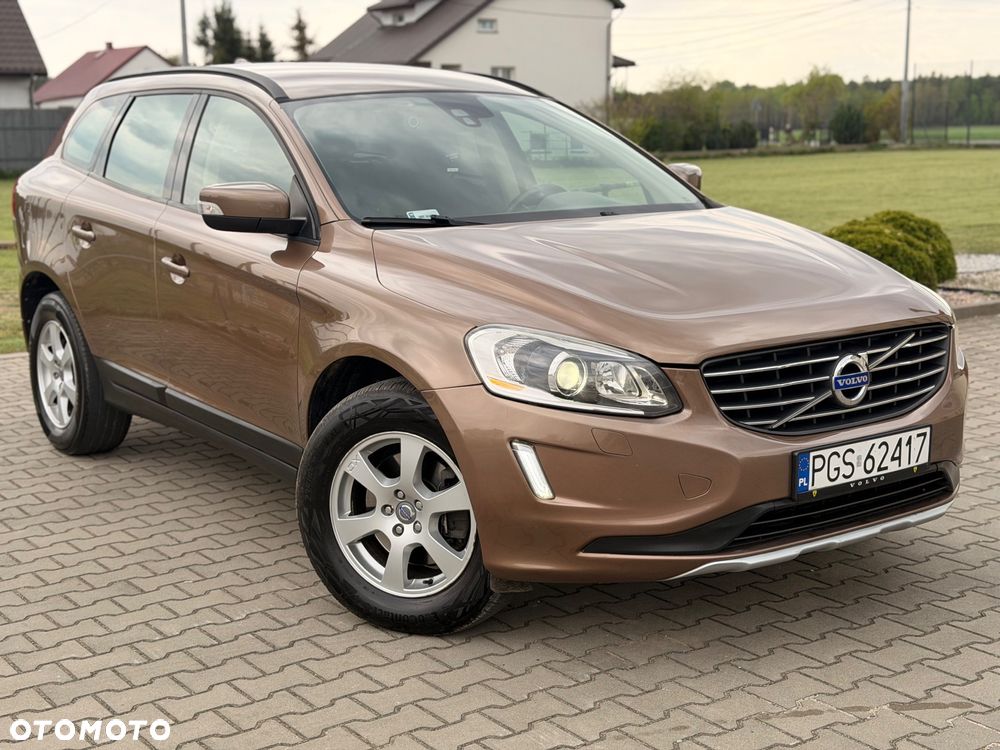 Volvo XC 60 D5 AWD Momentum - 23
