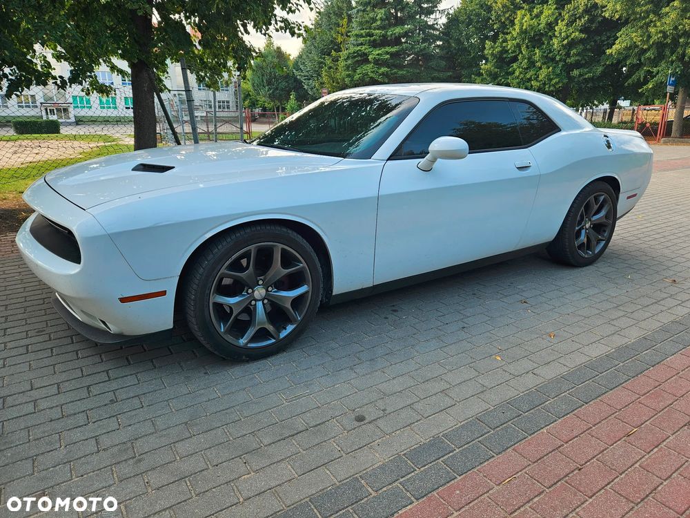 Dodge Challenger - 5